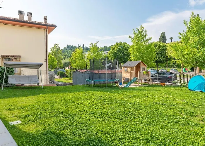 Villa Rosetta & Romeo Family Apartment